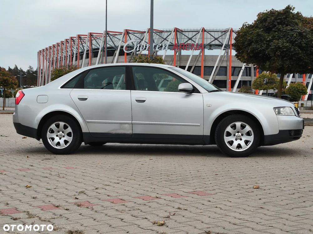 Audi A4 Limousine