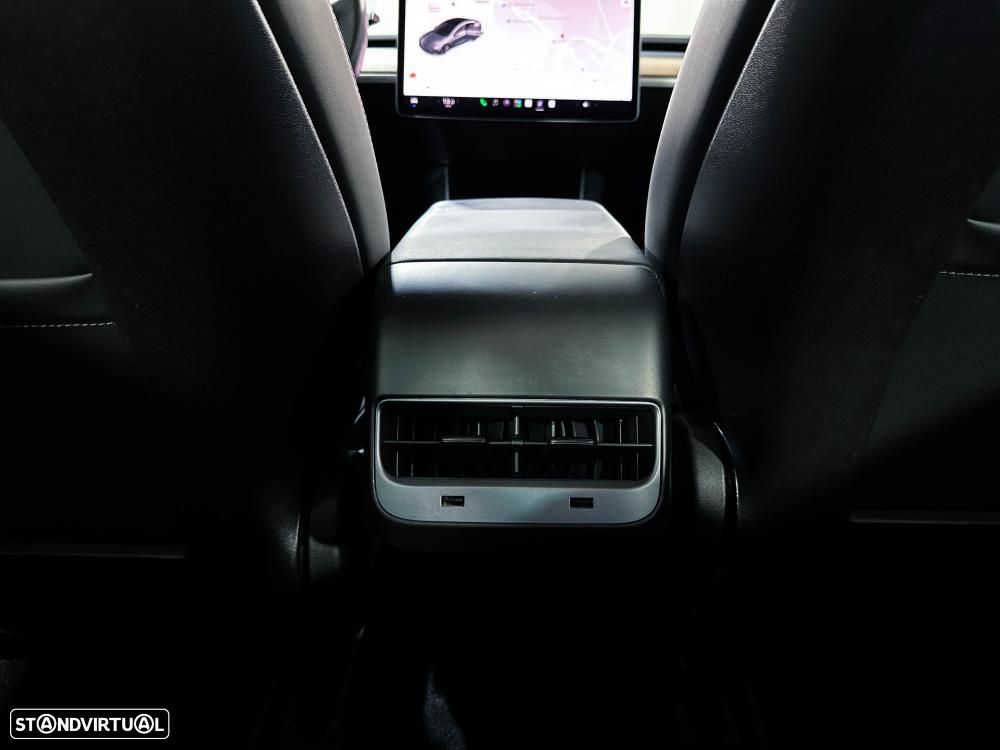 Tesla Model 3 Long-Range Dual Motor AWD - 25