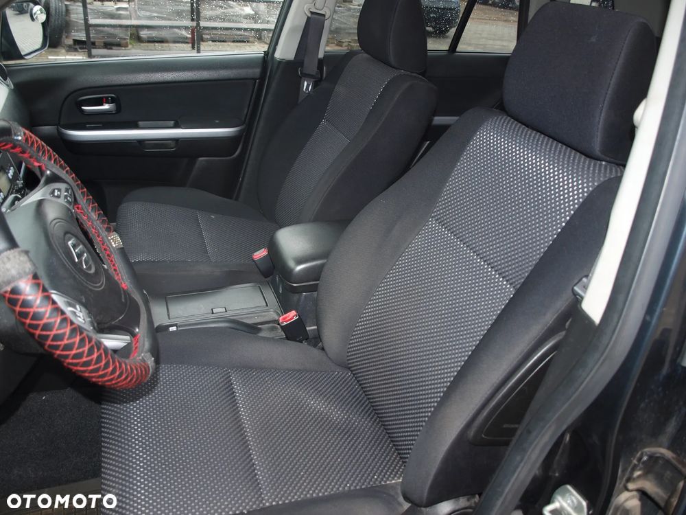 Suzuki Grand Vitara 1.9 DDiS - 5