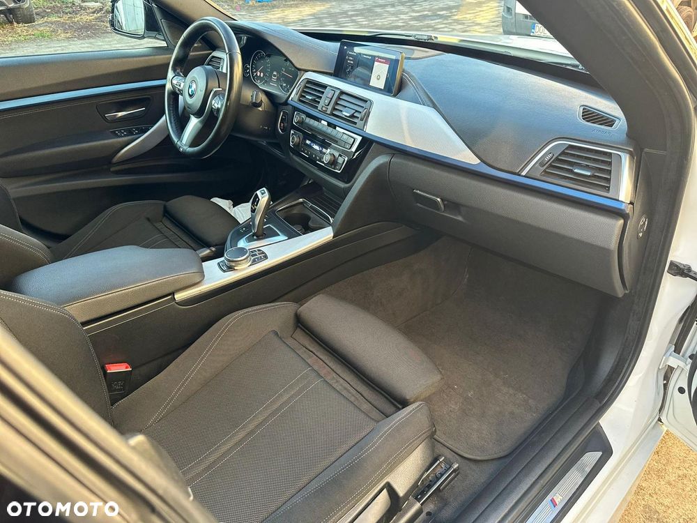 BMW 3GT 330d M Sport - 14