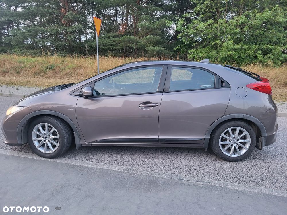 Honda Civic 1.4 Comfort - 9