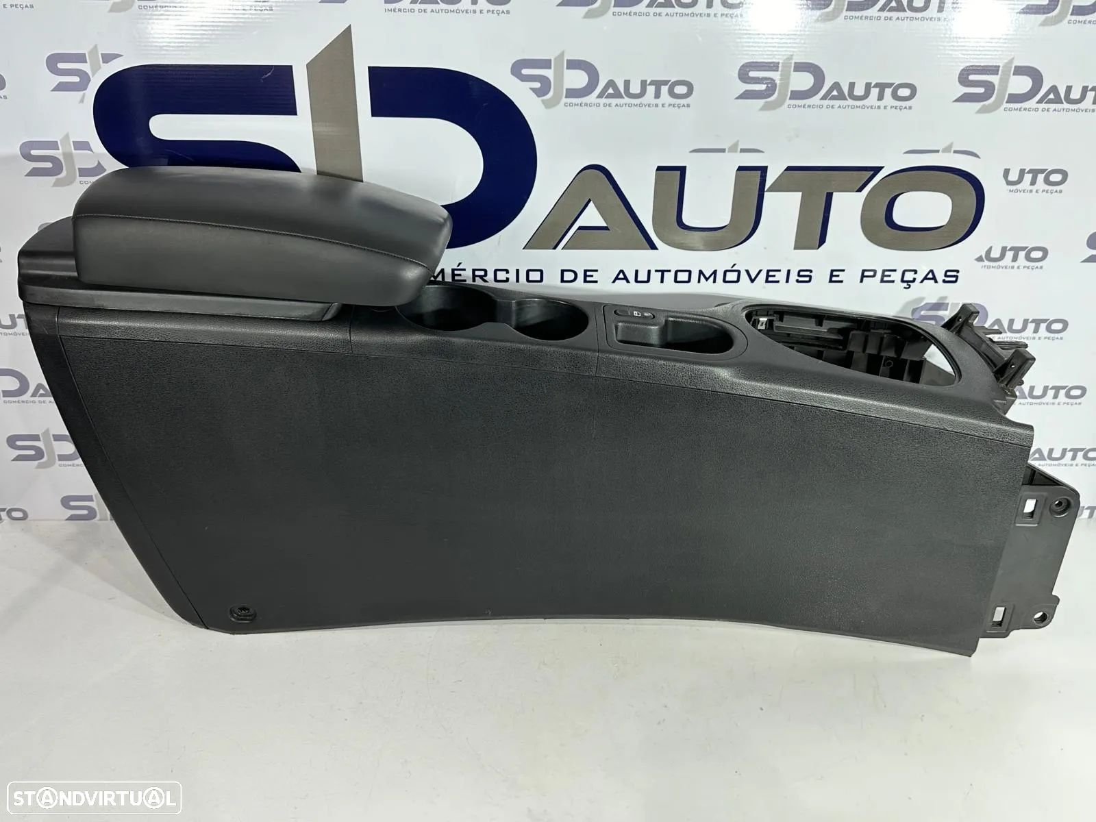 Consola + Apoio Braço - Nissan Qashqai J10 (2013) - 1