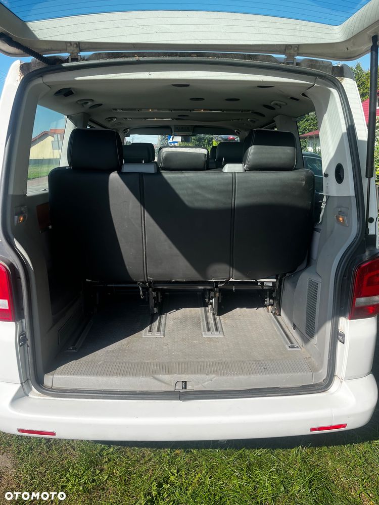 Volkswagen Multivan - 8