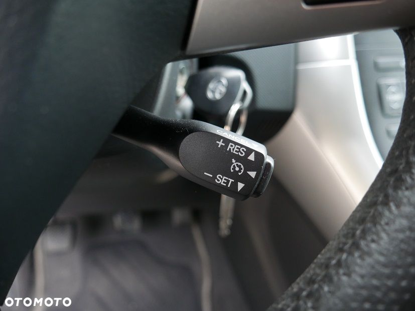 Toyota Auris 1.6 Executive - 21