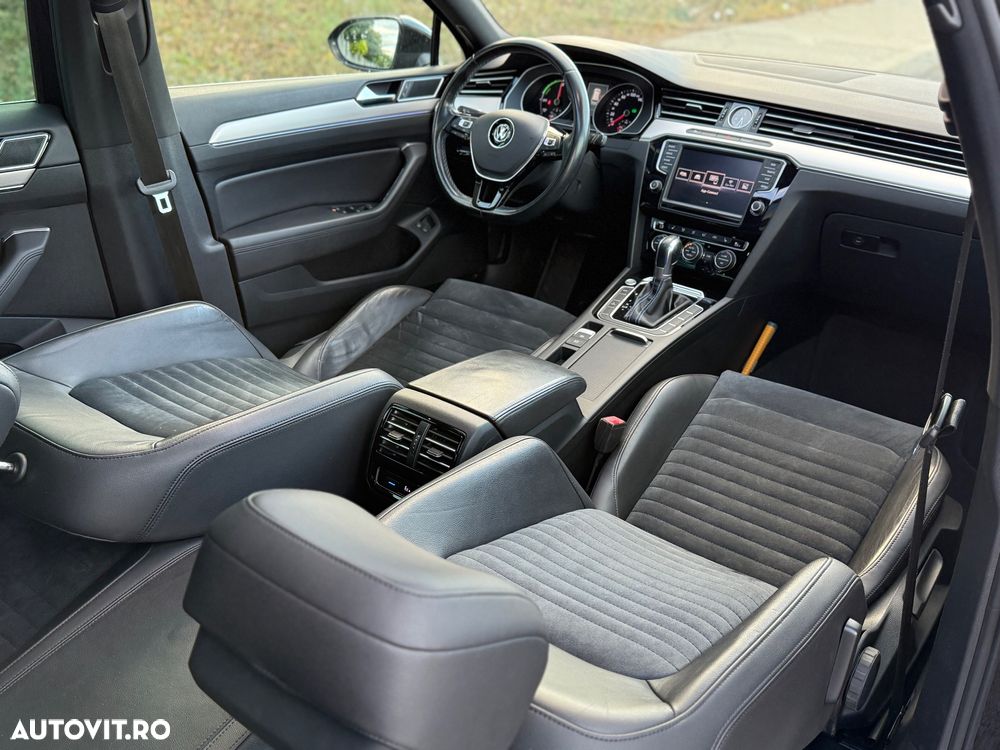 Volkswagen Passat Variant 1.4 TSI Plug-In-Hybrid DSG GTE - 31