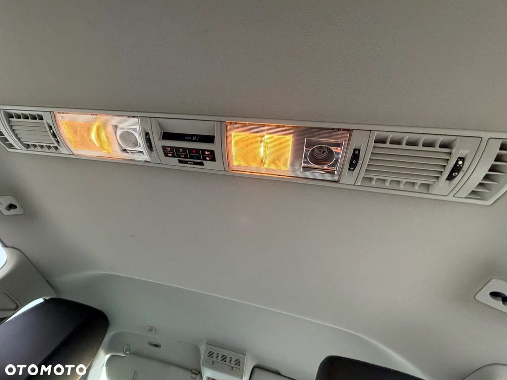 Volkswagen Multivan 2.0 TDI L1 Business 4Motion DSG - 19