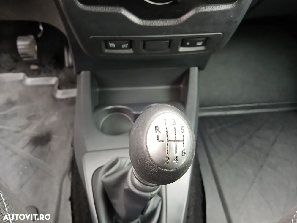 Dacia Lodgy 1.5 Blue dCi Ambiance - 11