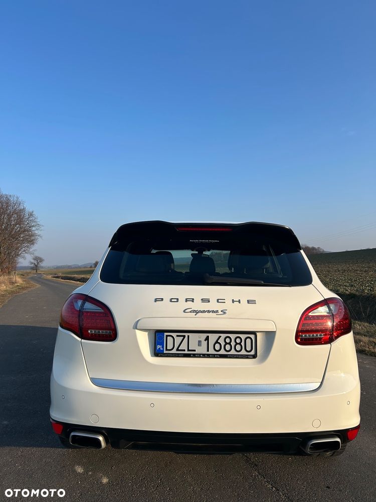Porsche Cayenne - 6