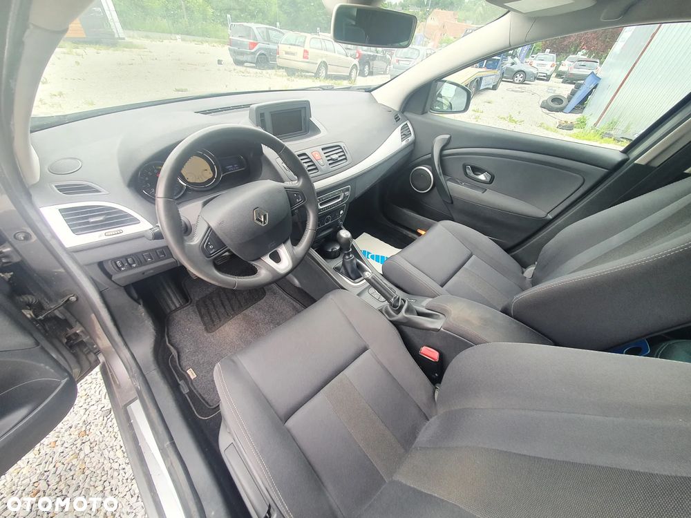 Renault Megane TCe 130 Dynamique - 10