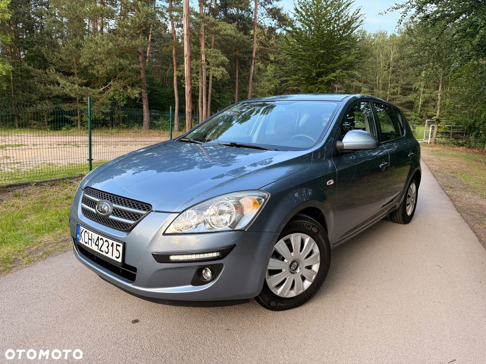 Kia Ceed 1.4 Comfort - 1