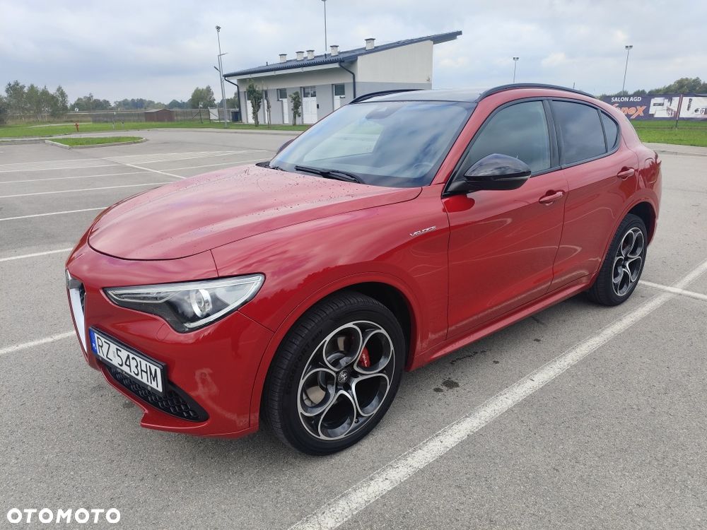 Alfa Romeo Stelvio - 2