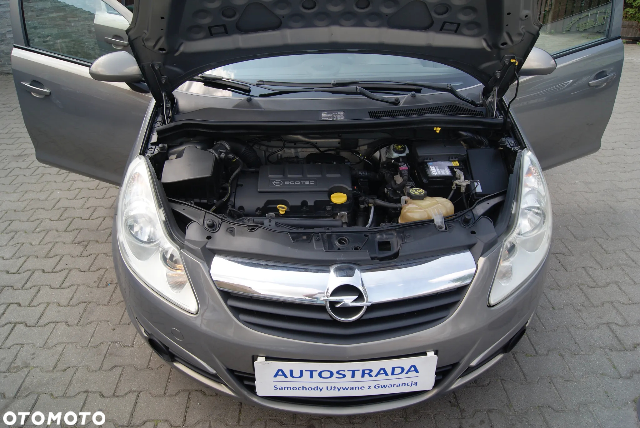 Opel Corsa 1.2 16V Enjoy - 11