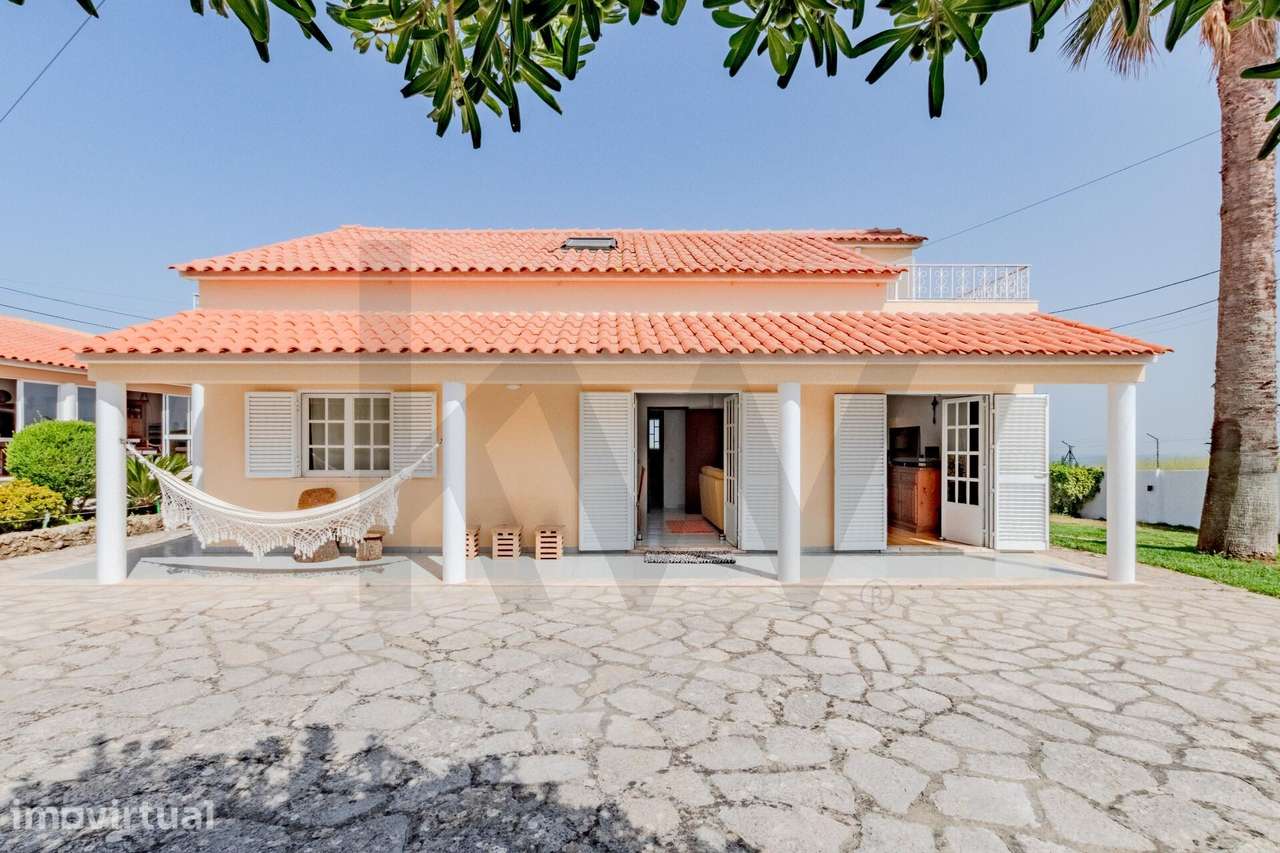 Moradia Isolada T2+2 no Casalão, Vista Deslumbrante sobre Cascais - Grande imagem: 3/58