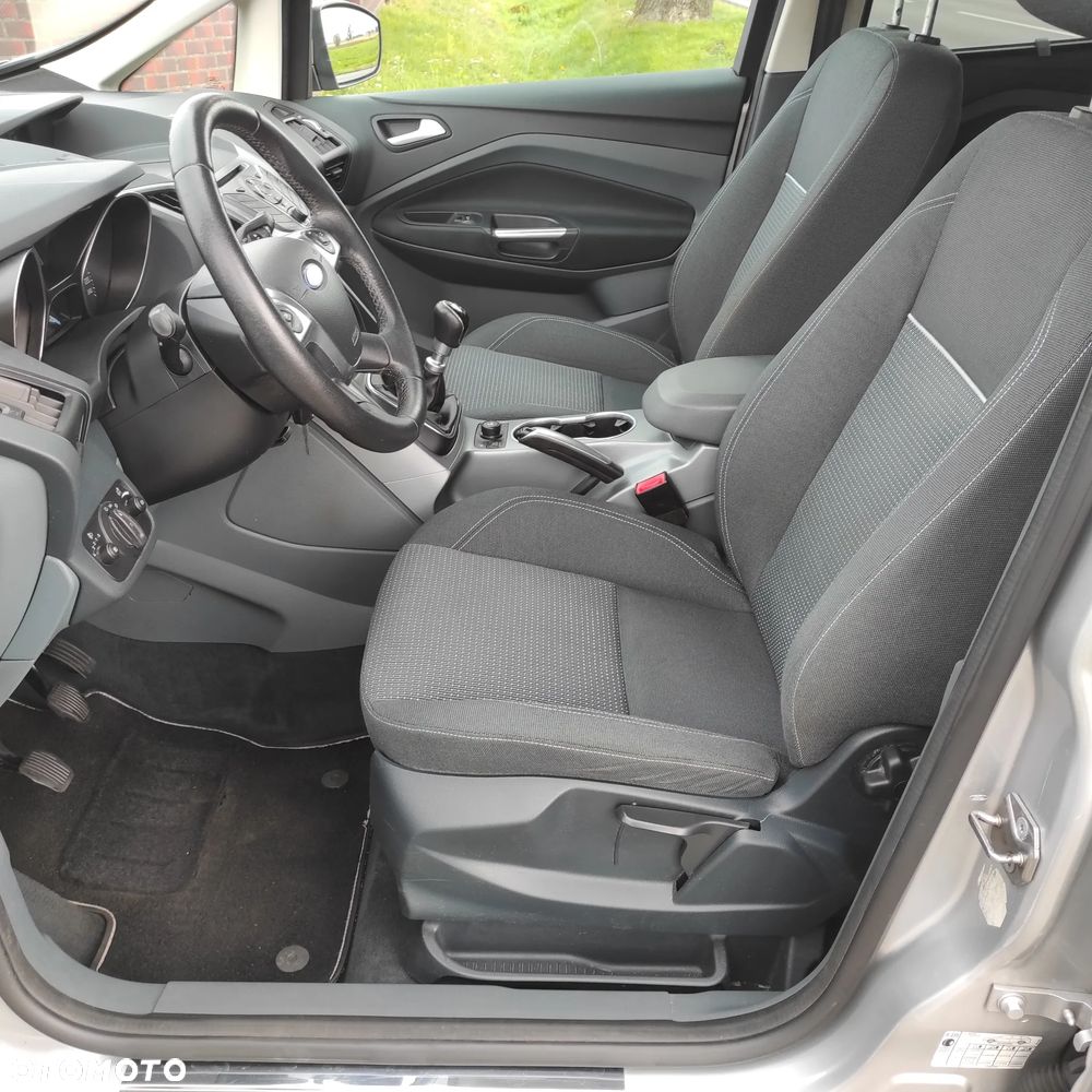 Ford C-MAX - 14