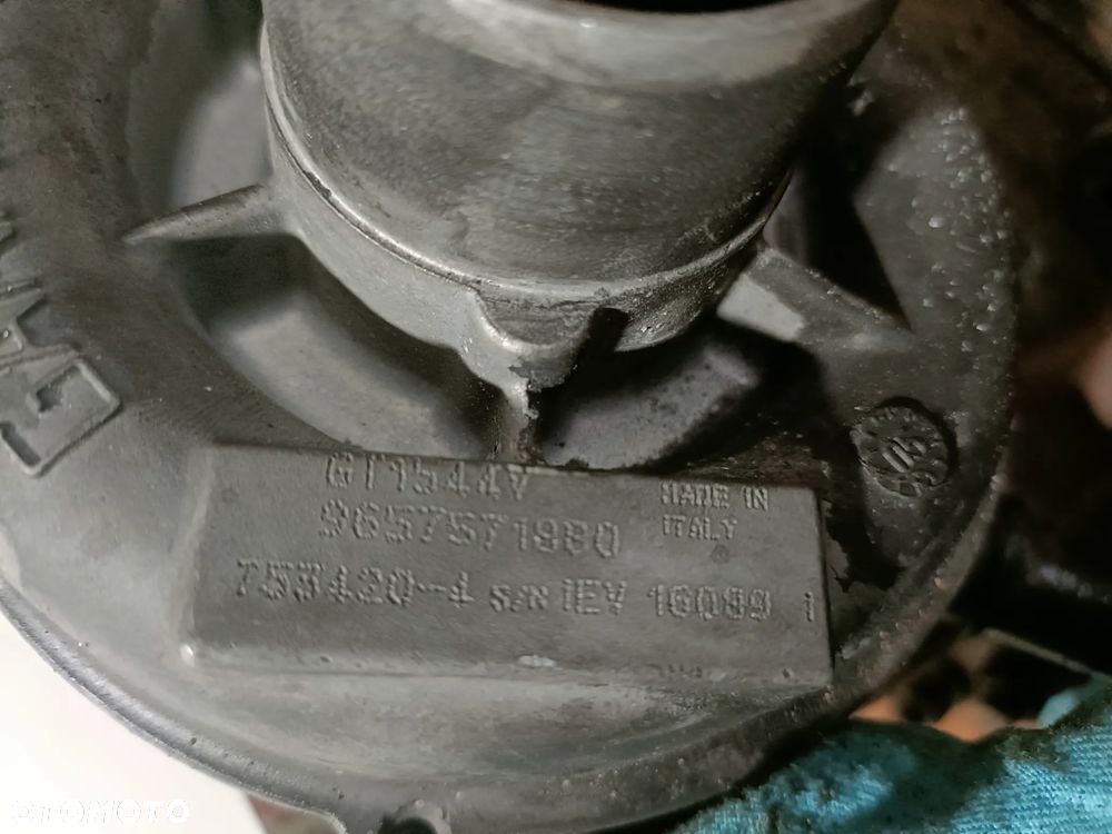 CITROEN C3 I 02-09 1,4 HDI turbina turbo turbosprężarka 9657571880 * - 4
