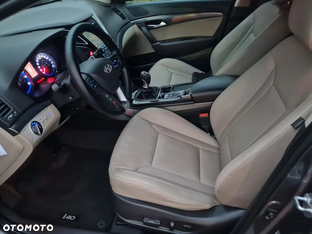Hyundai i40 Kombi 1.7 CRDi Premium - 20