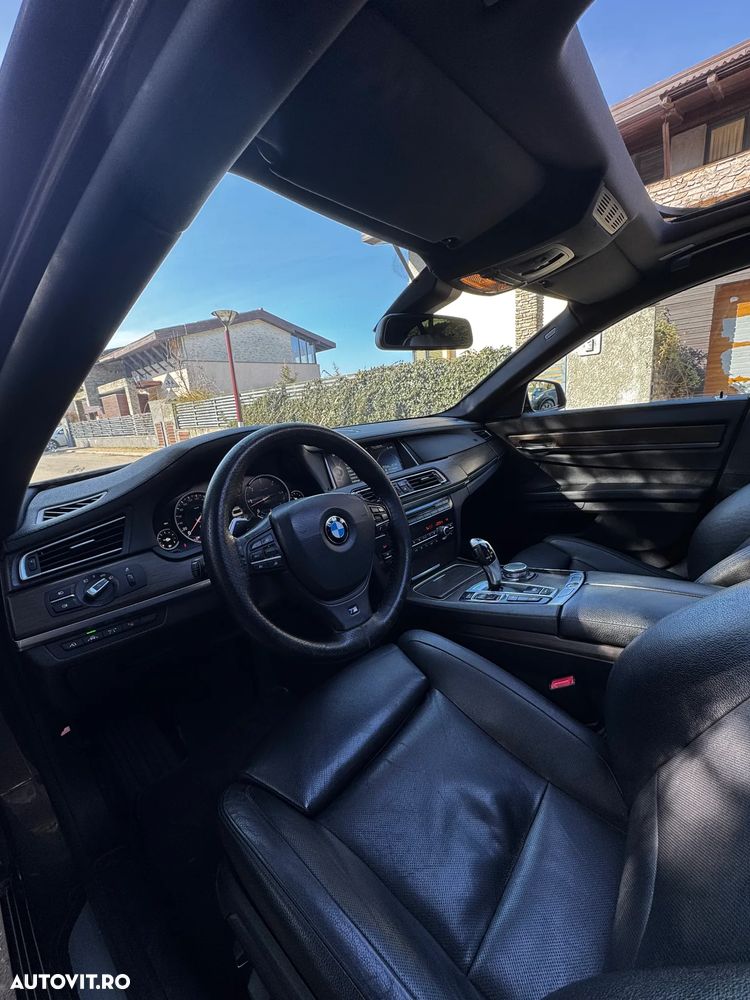 BMW Seria 7 740d xDrive - 17