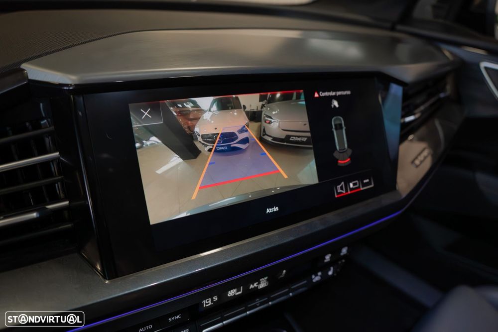 Audi Q4 e-tron - 58