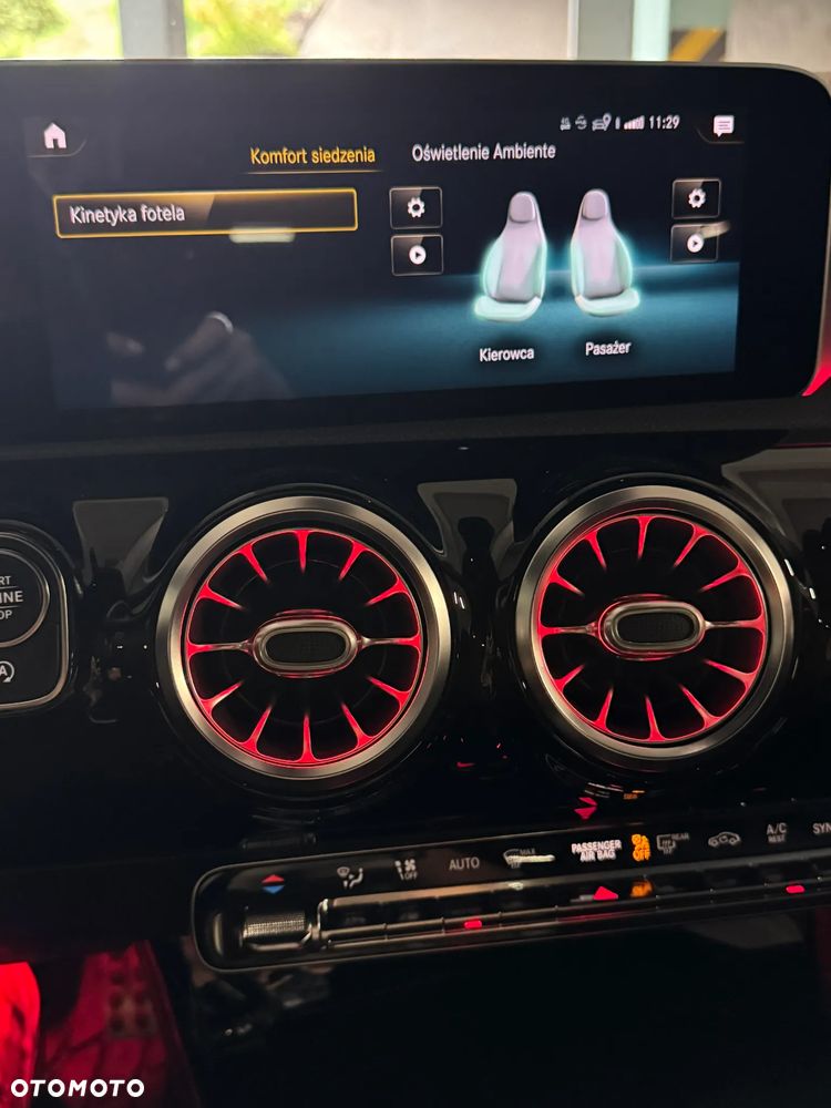 Mercedes-Benz Klasa A 220 4-Matic AMG Line 7G-DCT - 18