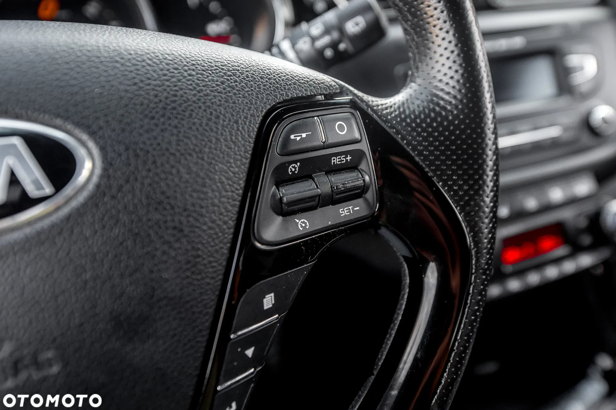 Kia Ceed Cee'd 1.6 T-GDI GT - 29