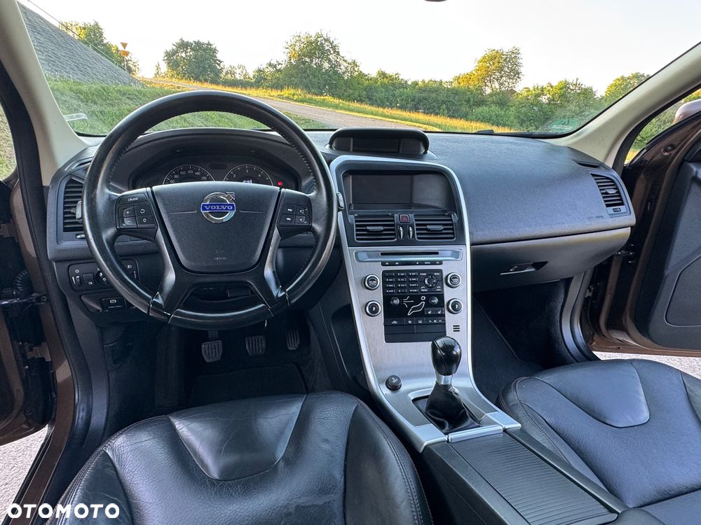Volvo XC 60 - 8