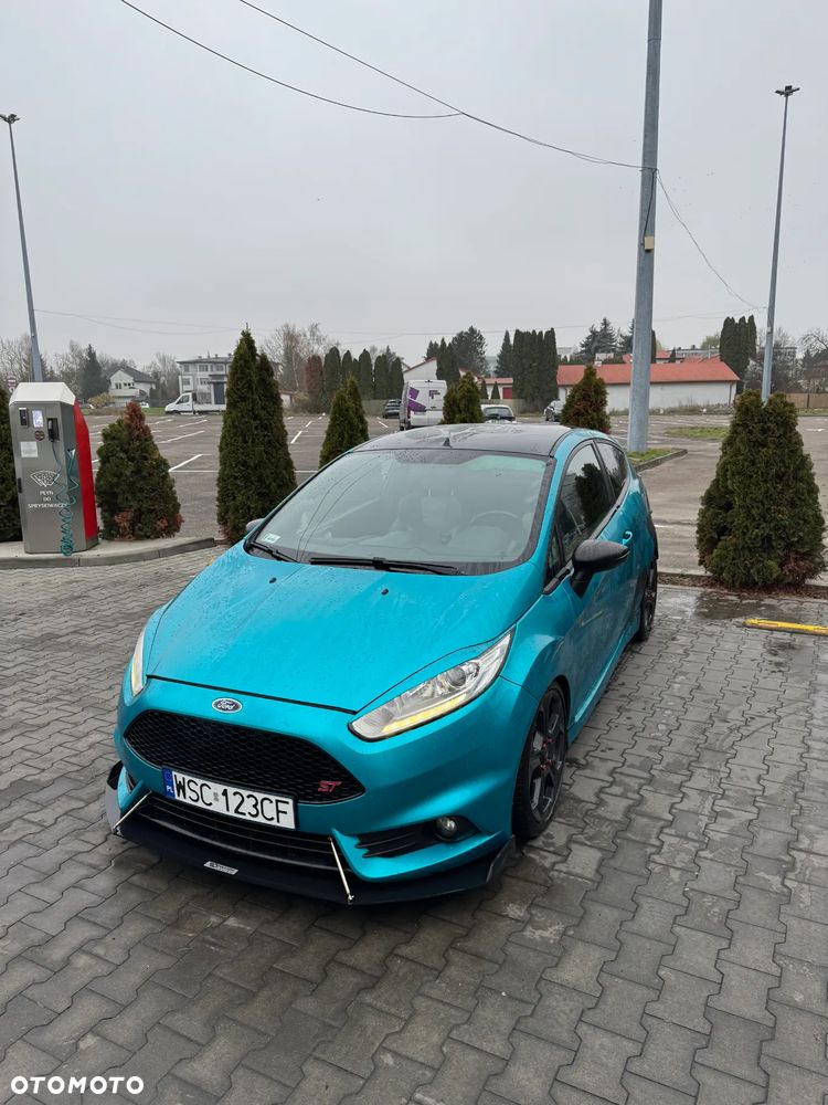 Ford Fiesta 1.6 EcoBoost ST - 2