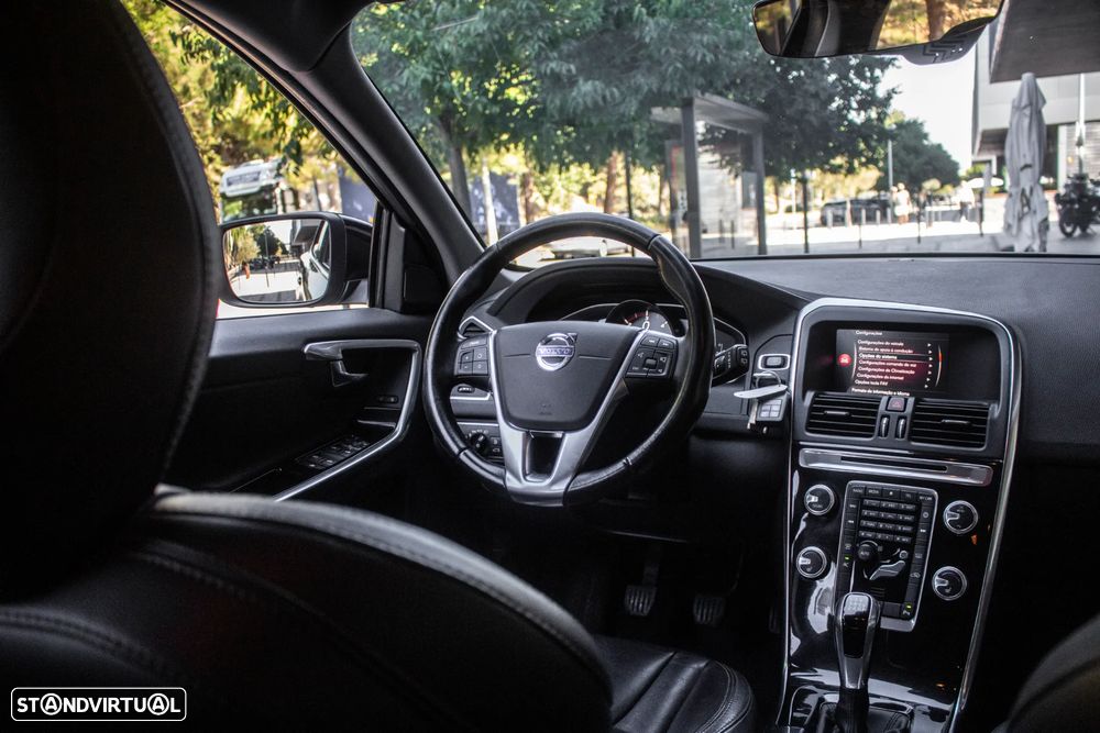 Volvo XC 60 2.0 D3 Dynamic Edition - 28