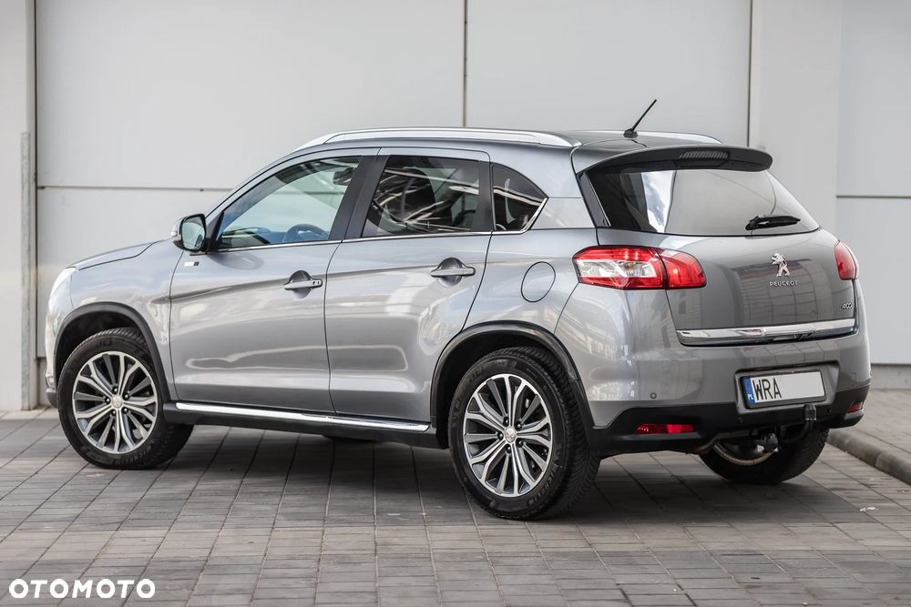 Peugeot 4008 - 10