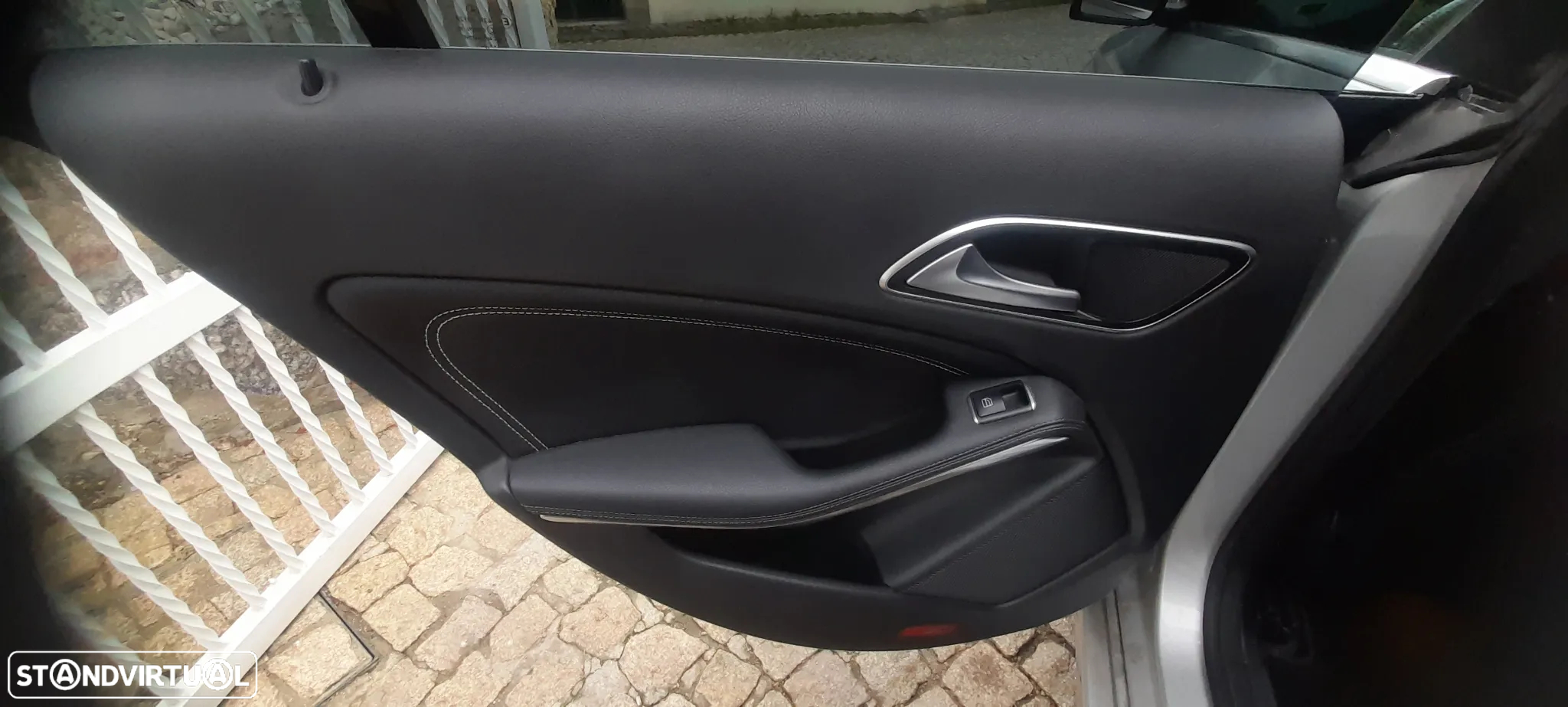Mercedes-Benz CLA 180 d Peak Edition - 18