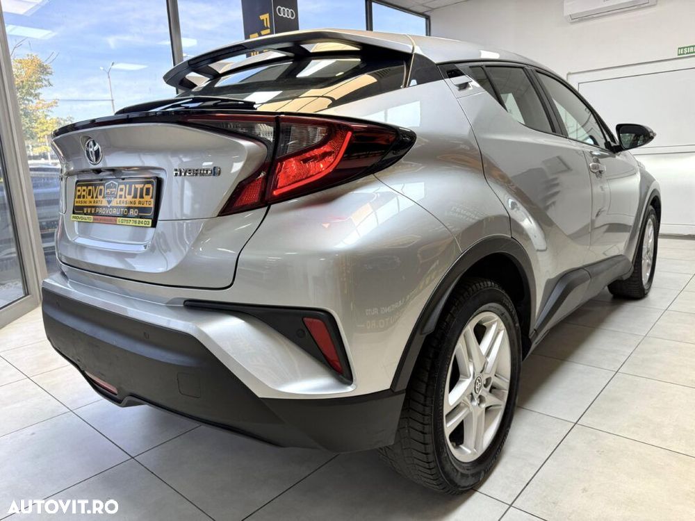 Toyota C-HR - 5