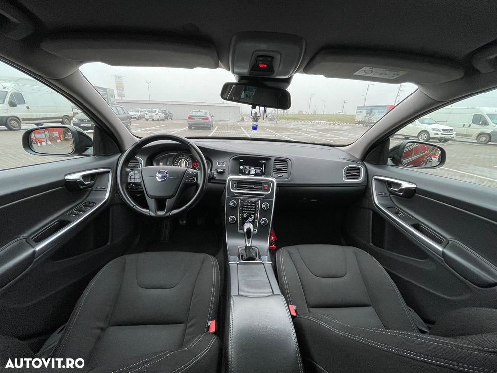 Volvo V60 D2 Kinetic - 8