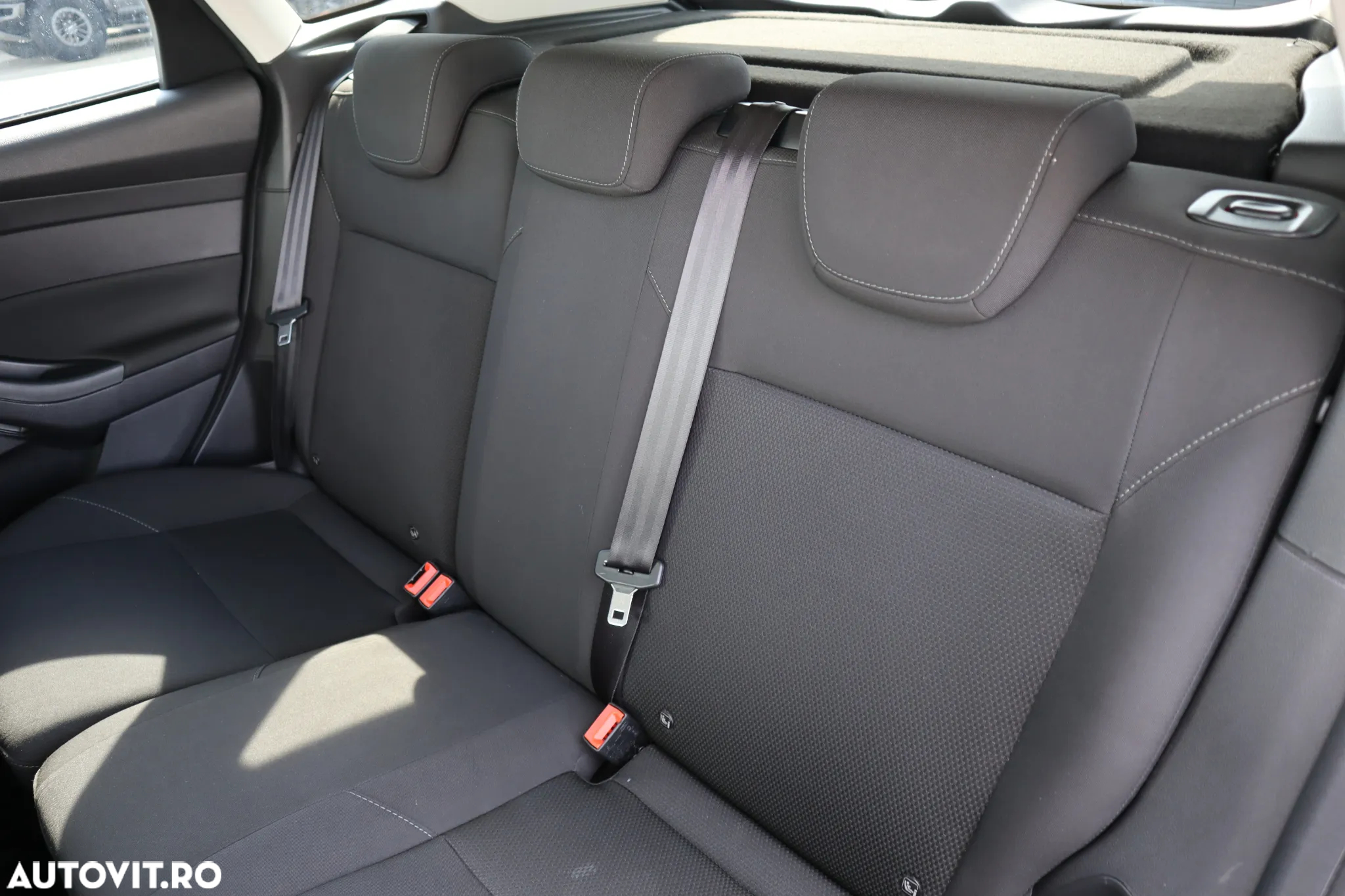 Ford Focus 1.0 EcoBoost Trend - 12