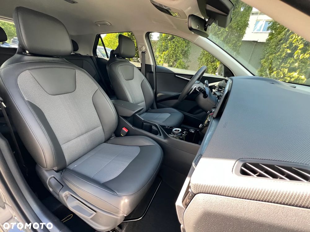 Kia Niro 1.6 GDI Hybrid L - 29