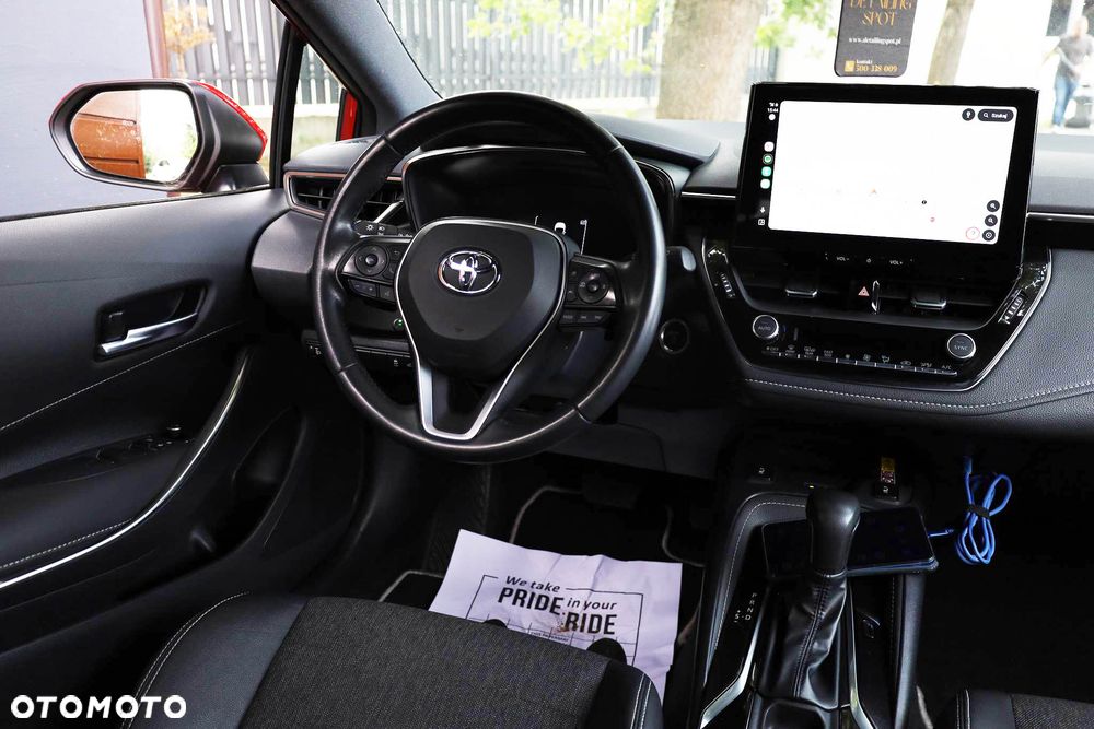 Toyota Corolla 2.0 Hybrid Style - 31