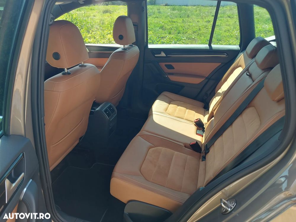 Volkswagen Golf Sportsvan - 8