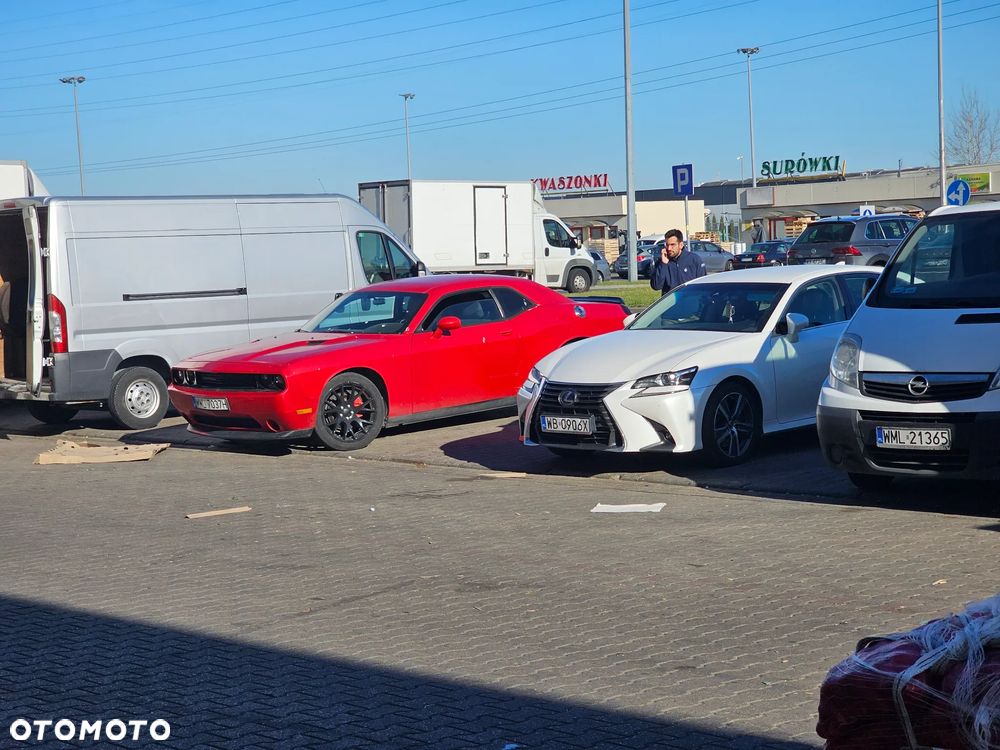 Dodge Challenger - 5