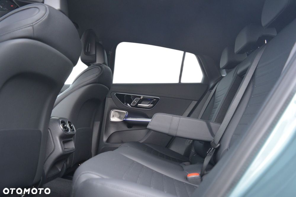 Mercedes-Benz GLC - 8