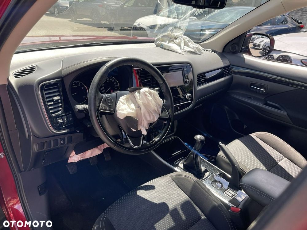 Mitsubishi Outlander 2.0 City Style 2WD - 6