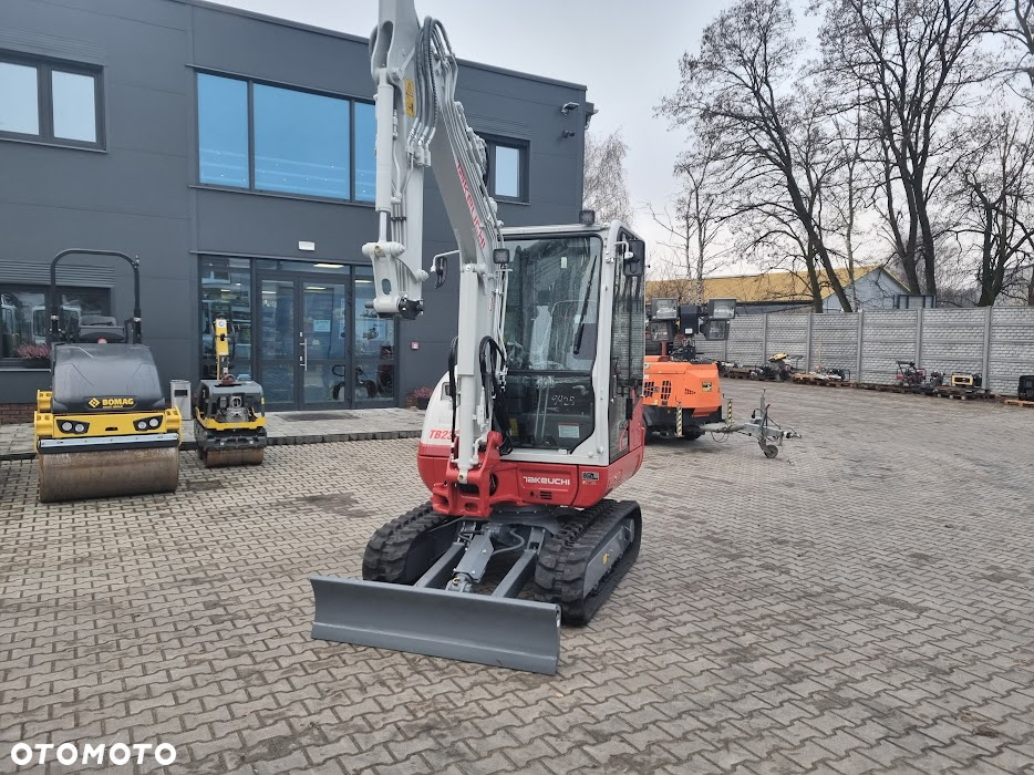 Takeuchi Nowa Koparka Gąsienicowa Takeuchi TB230-V2 - 8