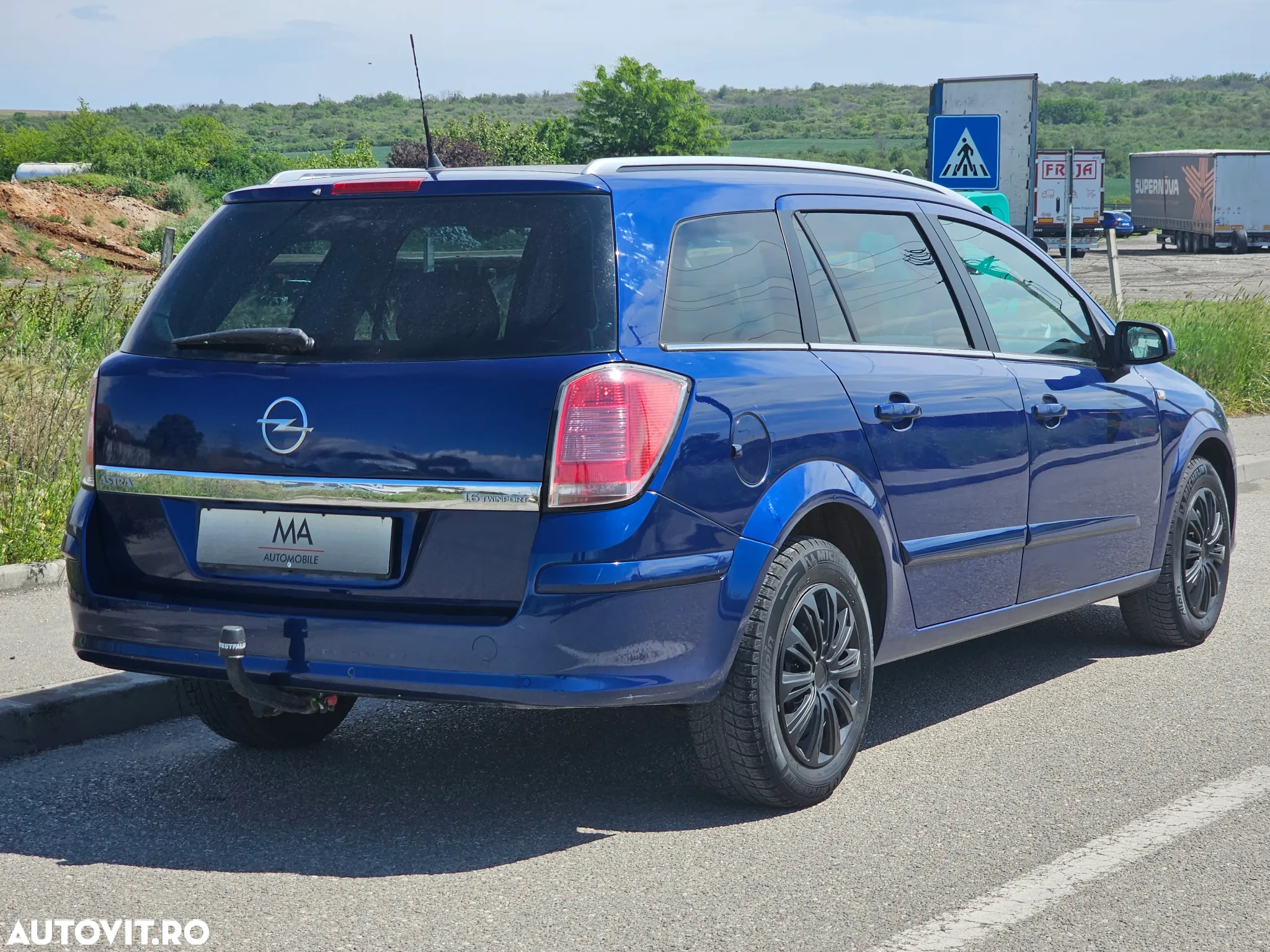 Opel Astra Classic 1.6i - 4