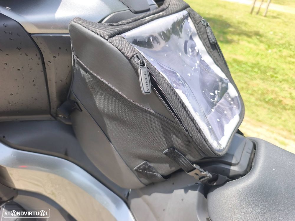 Honda Forza 750 - 8
