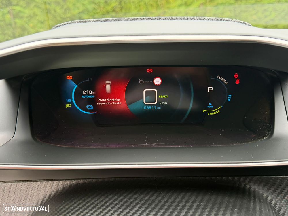 Peugeot e-208 GT Pack - 12