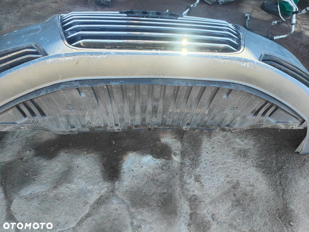 AUDI A8 D4 14r ZDERZAK PRZÓD PRZEDNI GRILL LX7R - 8