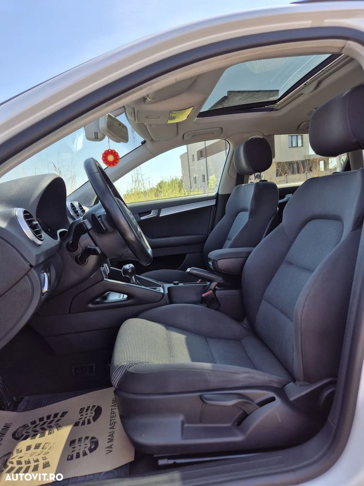 Audi A3 Sportback 1.4 TFSI S tronic S line Sportpaket (plus) - 8