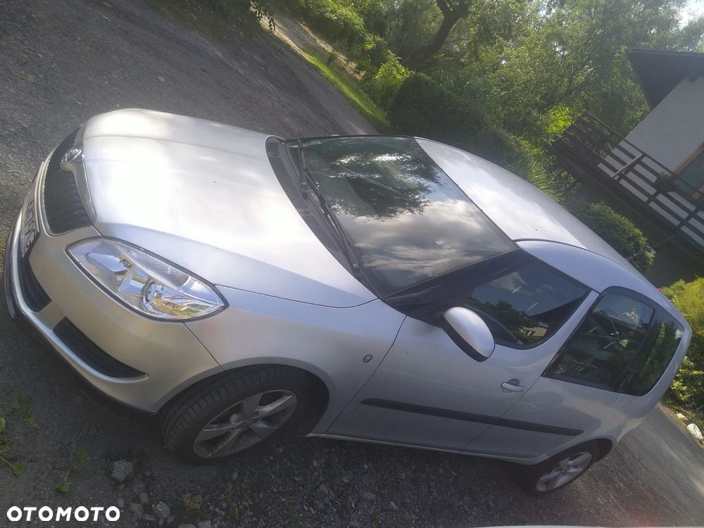 Skoda Roomster 1.6 TDI DPF Noire - 1