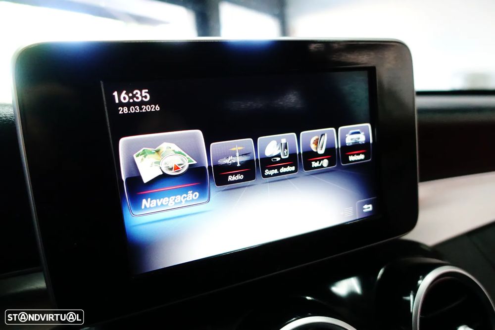 Mercedes-Benz C 350 e T 7G-TRONIC AMG Line - 48