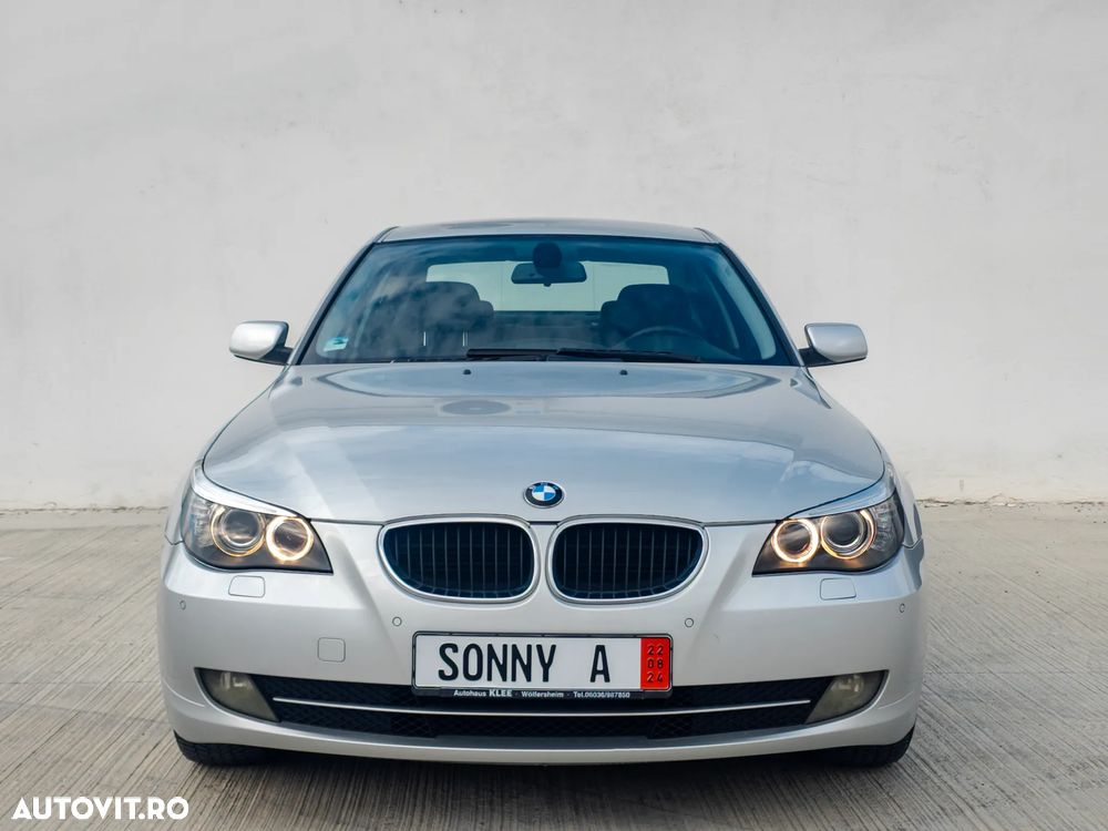 BMW Seria 5 520d Edition Exclusive - 3