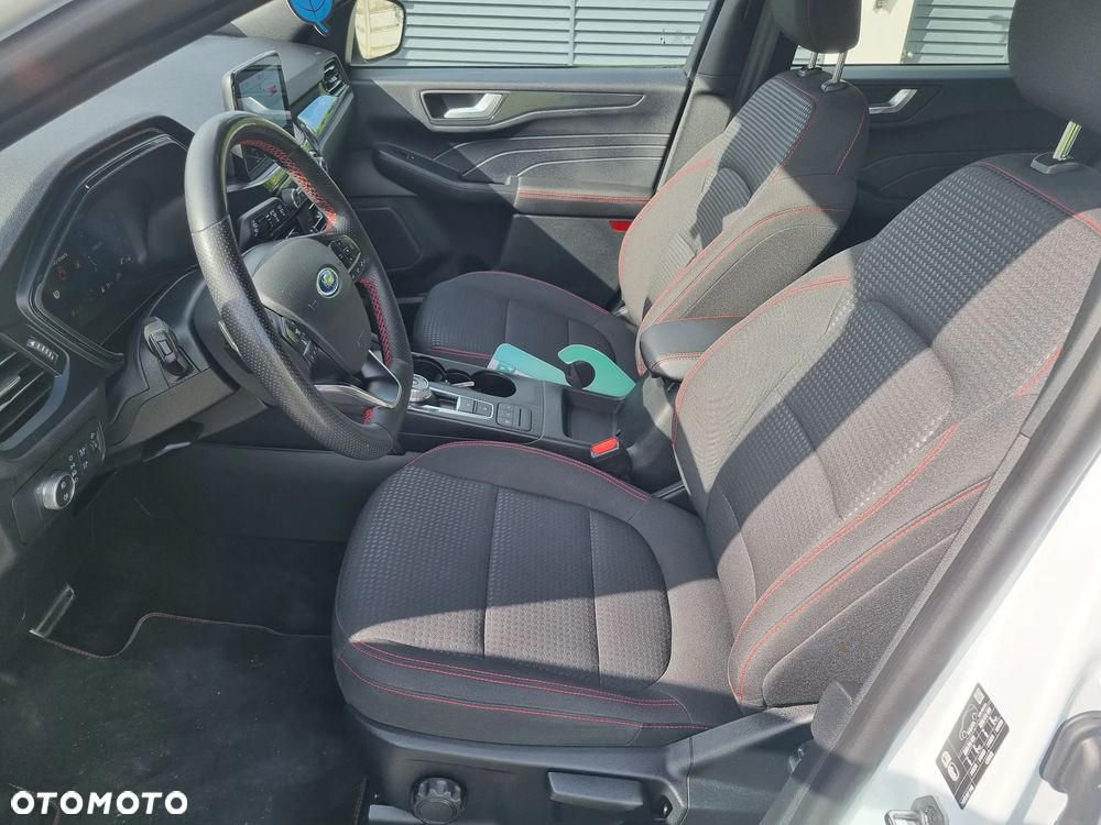 Ford Kuga 1.5 EcoBlue ST-LINE - 20