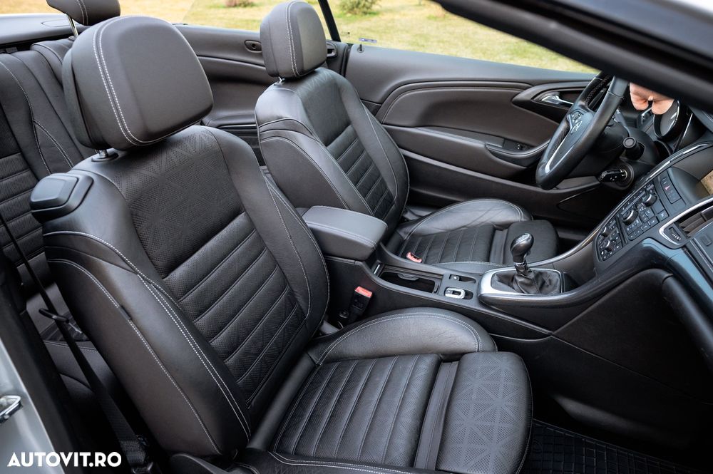 Opel Cascada 2.0 CDTI ECOTEC Start/Stop Cabriolet - 6