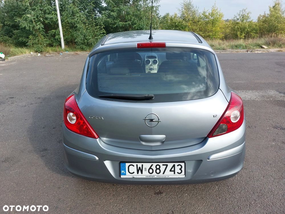 Opel Corsa 1.2 16V - 4
